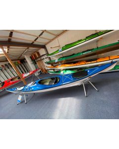 Kajak 1er Prijon VIVOO GFK Skeg in Blau/Weiß Ausstellungsboot Neu 